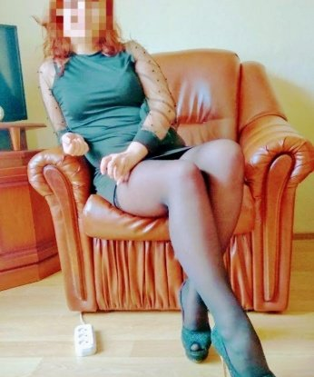 Нежная, страстная и опытная, я готова сделать твои мечты реальностью. При мне ты почувствуешь себя настоящим мужчиной, ведь я знаю, как доставить наслаждение в каждом сантиметре твоего тела. Мои услуги включают ласки, оральный и классический секс, а также умение создать атмосферу удовольствия и расслабления. От меня ты получишь незабываемые ощущения и полное удовлетворение. Разнообразие позитивных отзывов о моей работе подтверждают мою профессиональность. В моей галерее фото ты найдешь мои интимные снимки. Жду встречи с тобой в Москве, чтобы подарить тебе незабываемые моменты страсти и наслаждения. 💋🔥 Илья